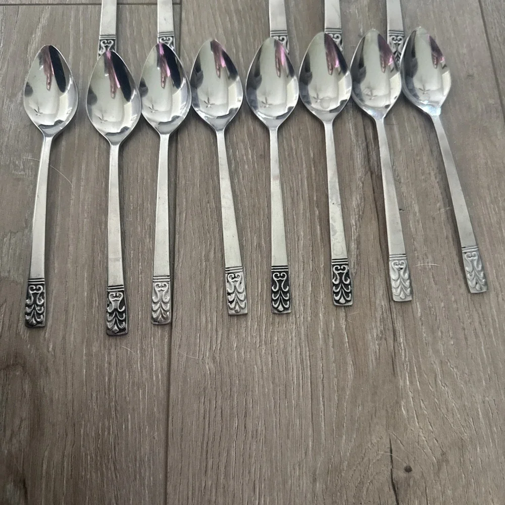 Vintage Lot of 13 Spoons Pieces Carlyle CAMEO Stainless‎ Flatware Hong Kong